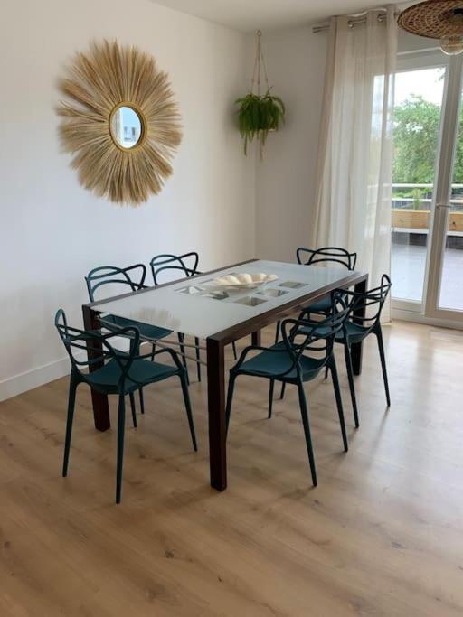 Au 154 Bis - Joli Avec Grande Terrasse Et Proche De La A Malo Appartement Duinkerke